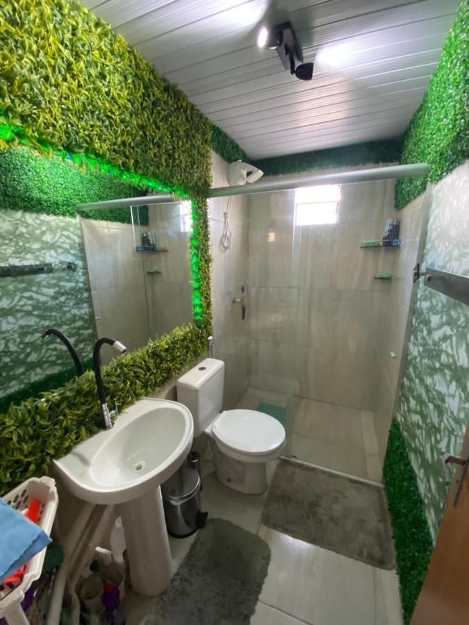 Habitación en casa particular Nosso Lar Em - *